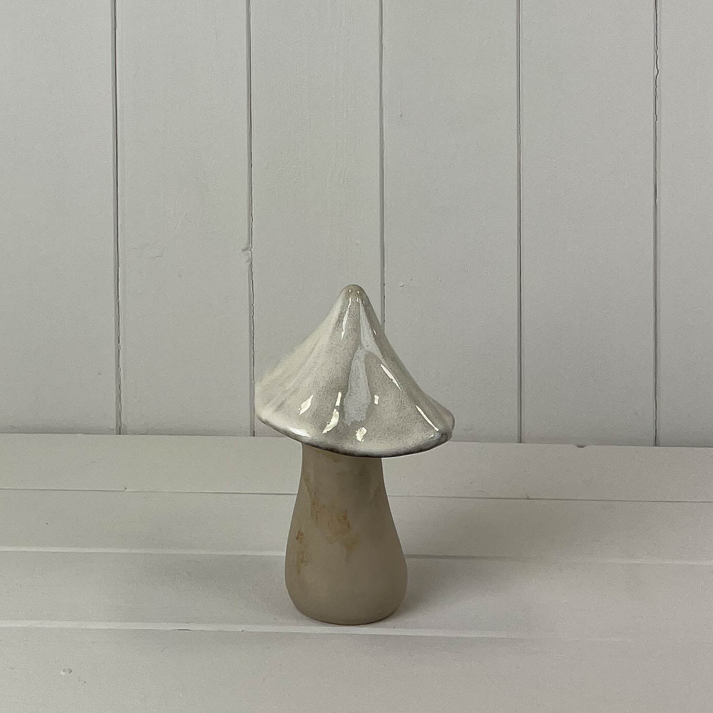 Beige Mottle Ceramic Mushroom Toadstool Ornament - 16cm