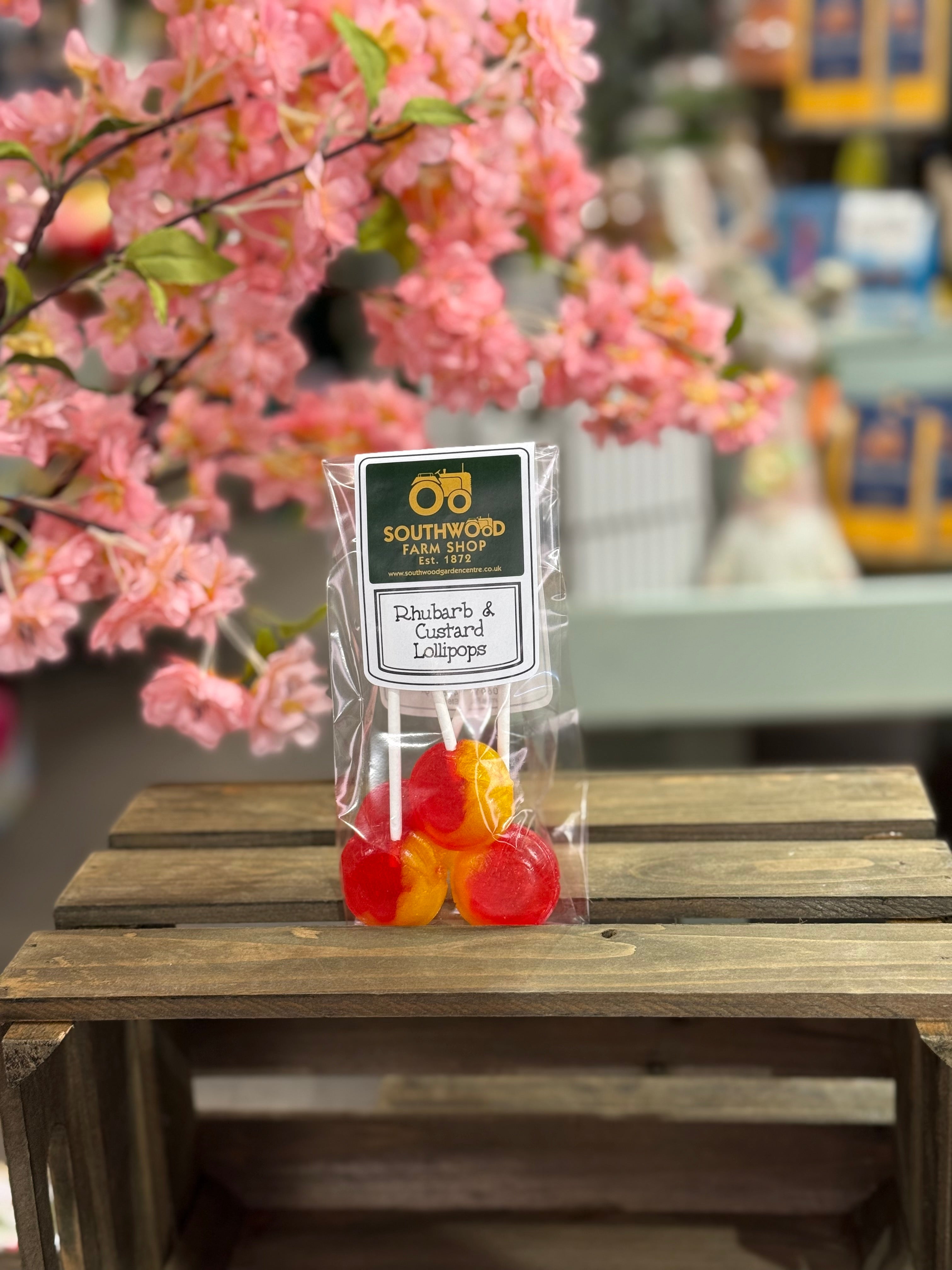 Southwood Farmshop -Rhubarb & Custard Traditional Lollipops