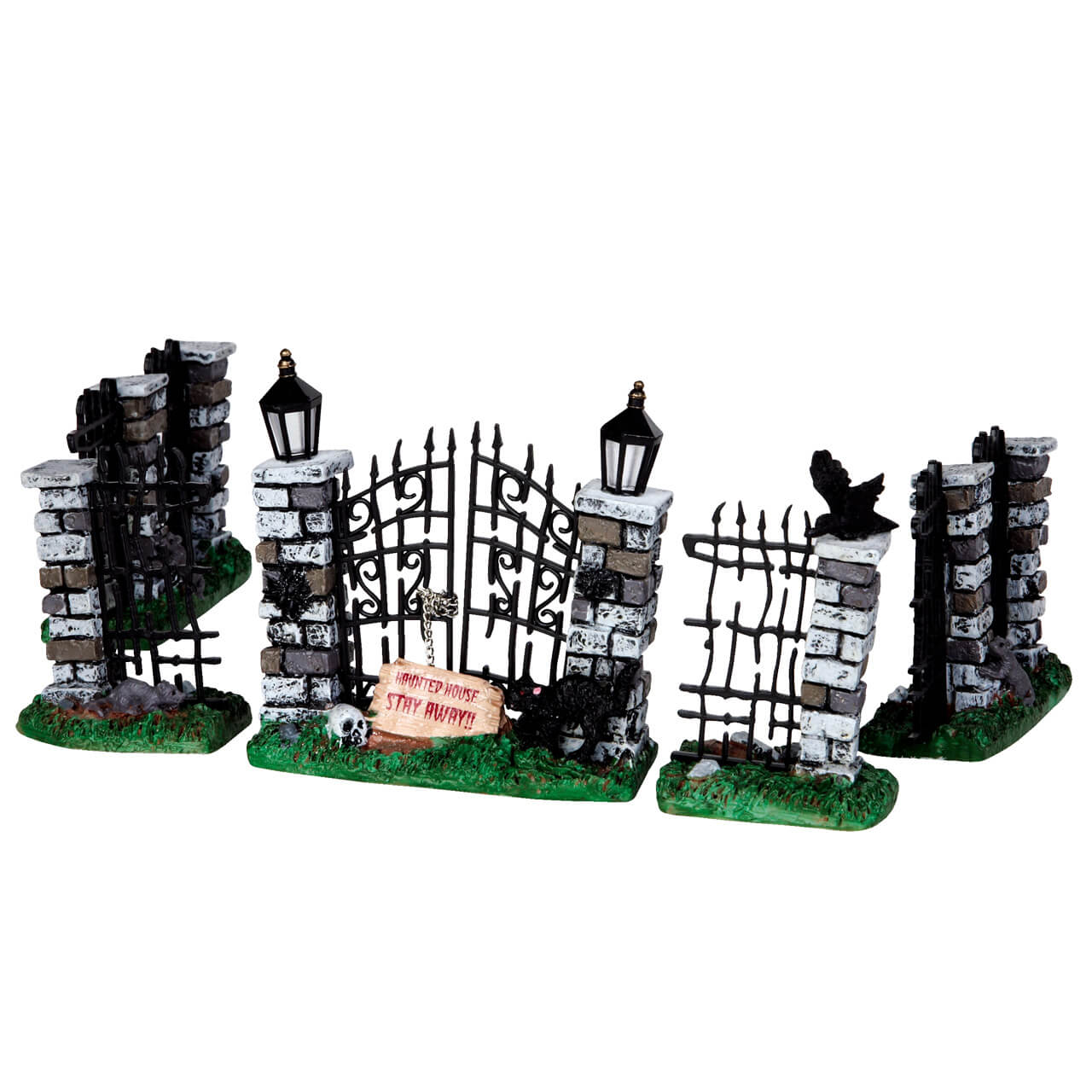 Lemax Spooky Town - Spooky Iron Gate & Fence - Set of 5