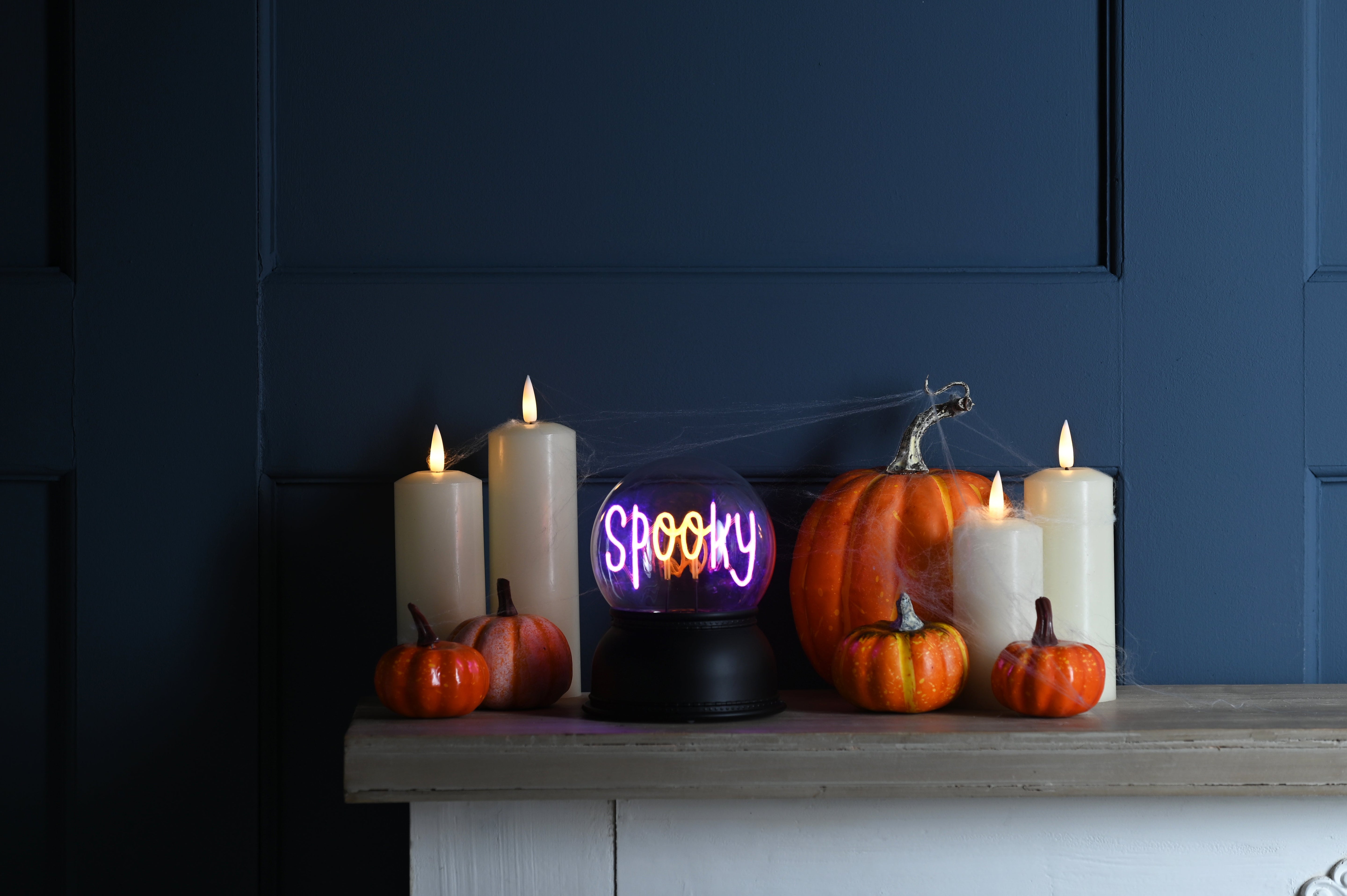 LED Spooky Light Up Halloween Globe
